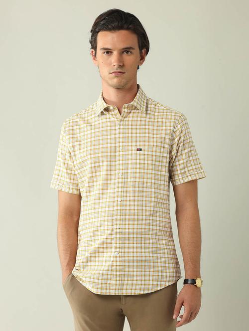 men checkered short sleeve regular fit casual shirt - 21943375 - Standard Image - 0