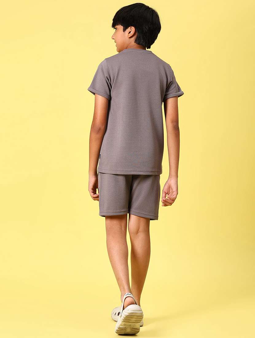 boys solid t-shirt & shorts co-ord set - 21943463 -  Standard Image - 2