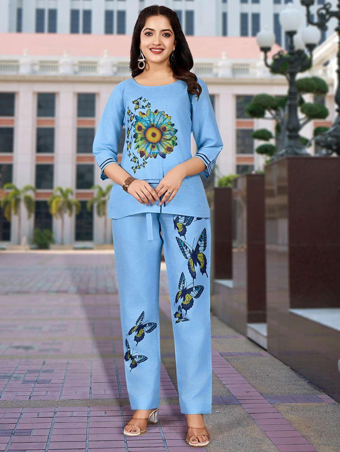 women floral print top and trouser co-ord set - 21943603 - Zoom Image - 0