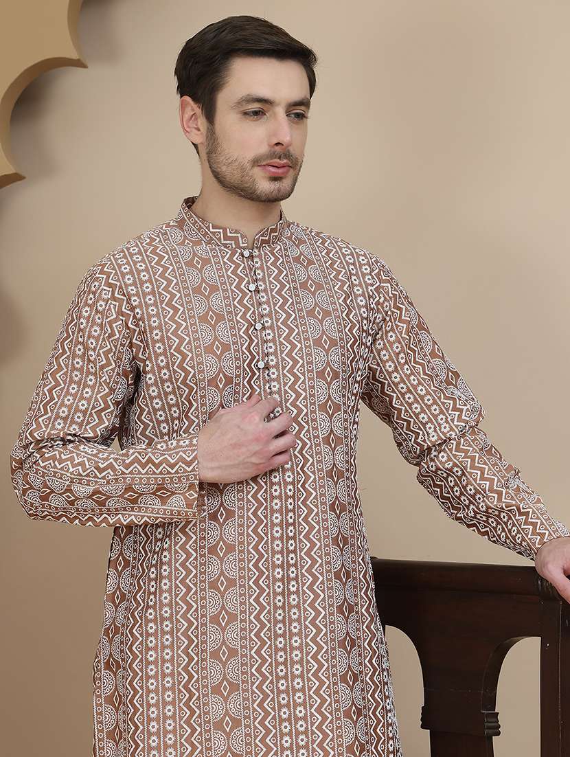 men embroidered mandarin neck long kurta - 21943631 - Standard Image - 2