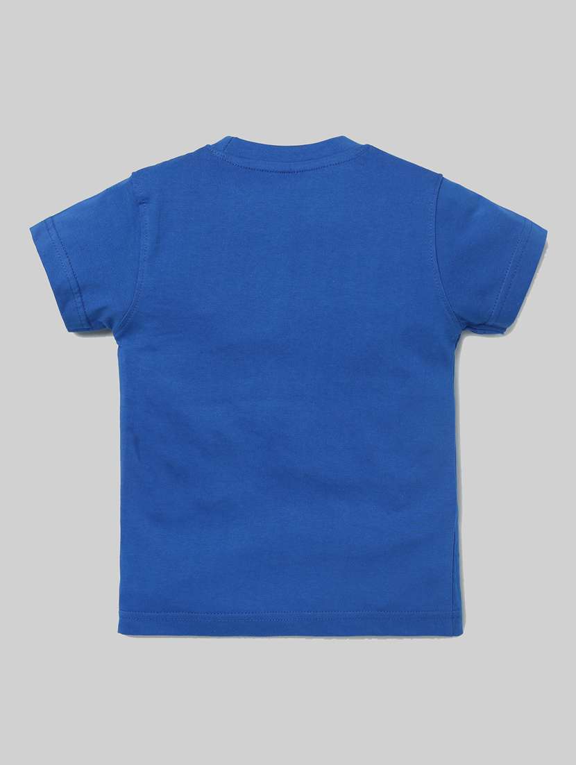 boys printed t-shirt & shorts casual wear set - 21944169 -  Standard Image - 2