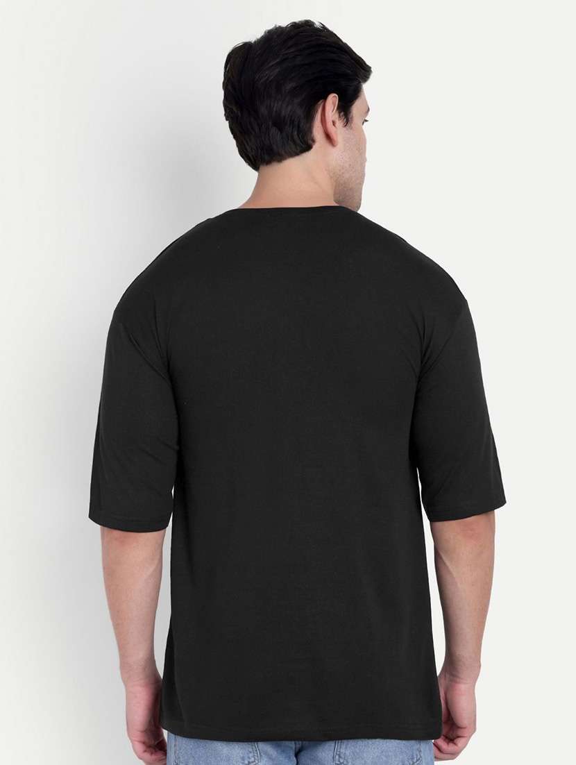 men black short sleeve oversized t-shirt - 21944450 -  Standard Image - 2