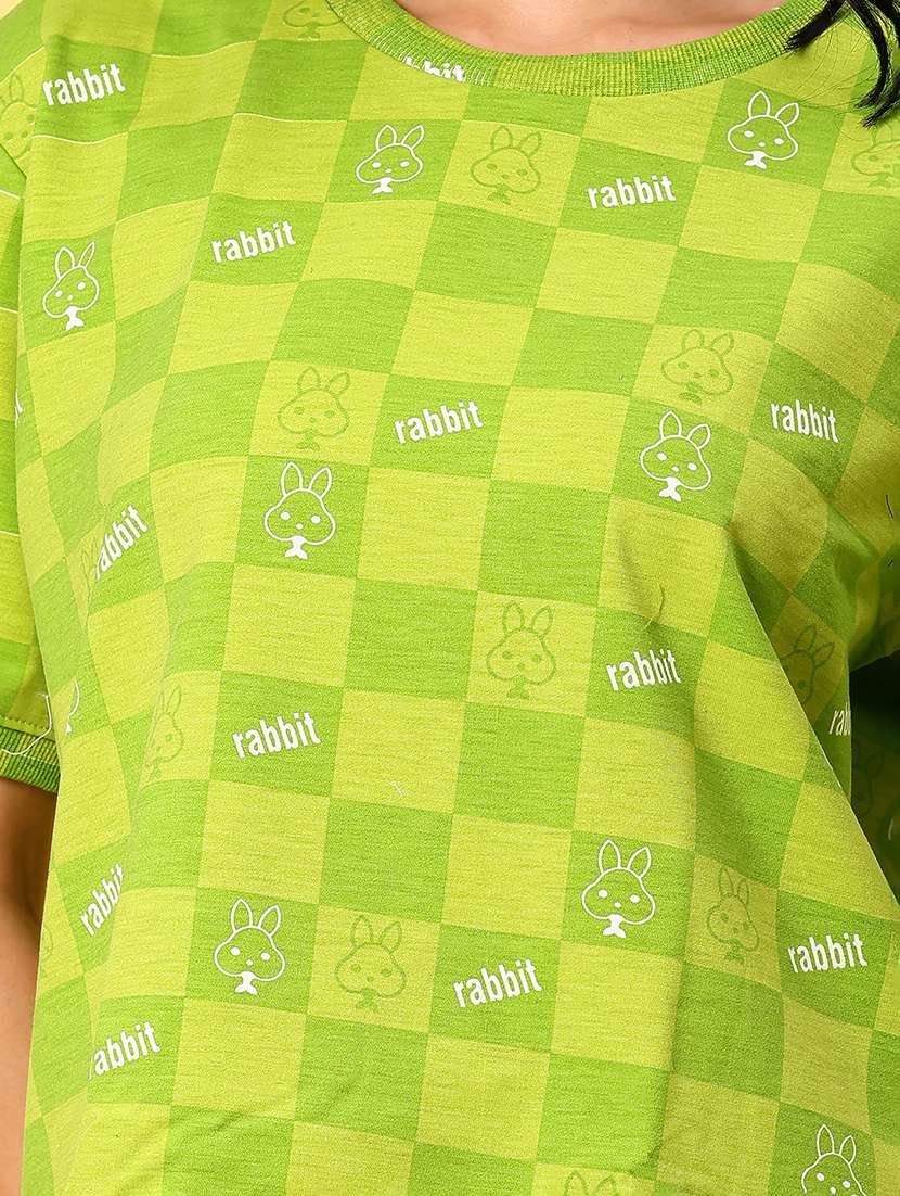 women printed short sleeve boxy t-shirt - 21944855 -  Standard Image - 2