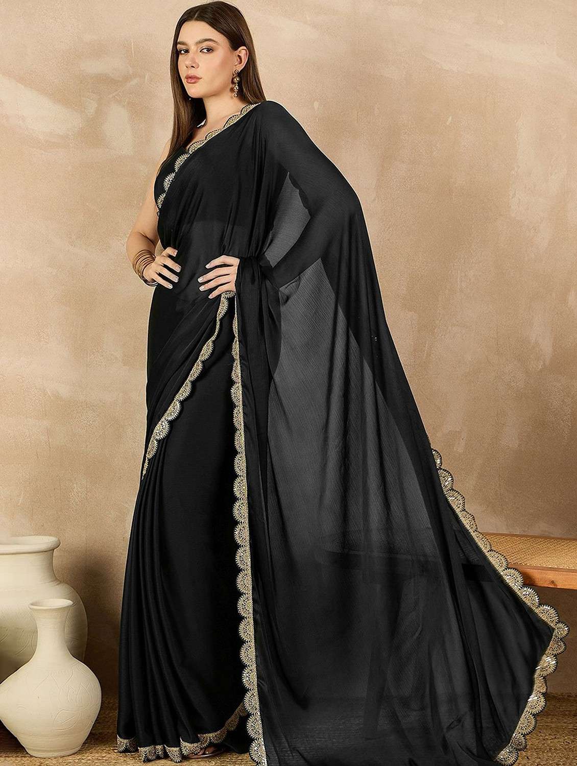 women solid with bordered saree with blouse - 21944885 - Standard Image - 2