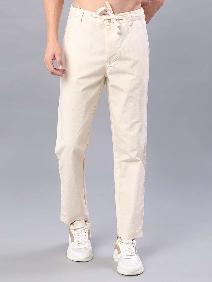 men solid mid rise chinos casual trouser