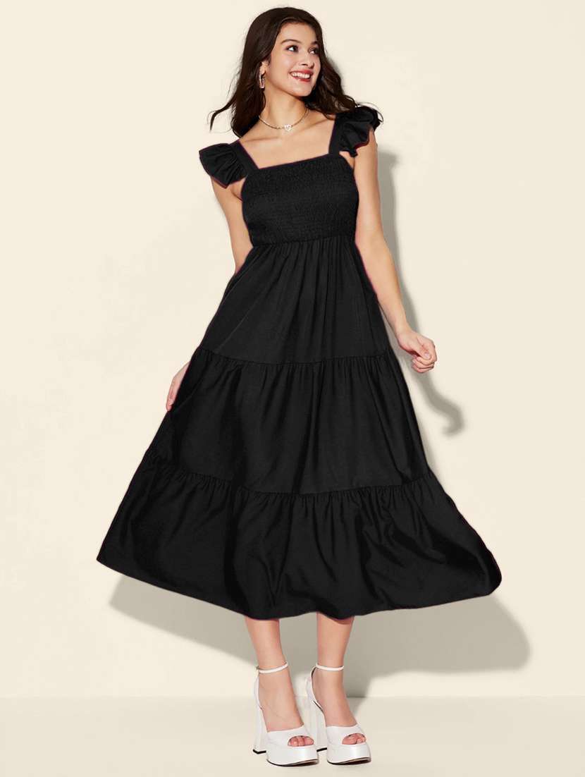 women solid sleeveless tiered dress