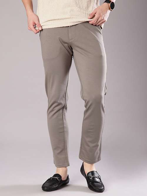 men solid mid rise regular fit chinos   - 21947157 -  Standard Image - 0