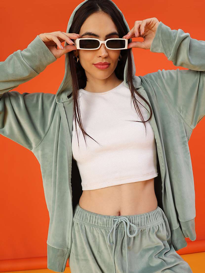 women solid hoode witner wear co-ord