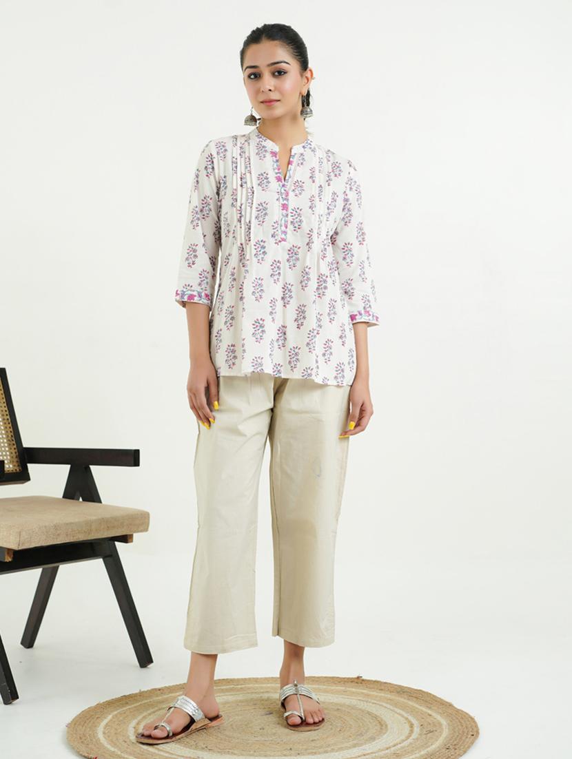women three quarter sleeve a-line kurti - 21947551 - Zoom Image - 0