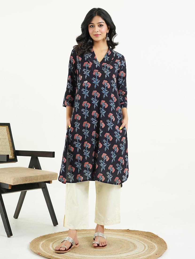 women three quarter sleeve a-line kurta - 21947556 -  Zoom Image - 0