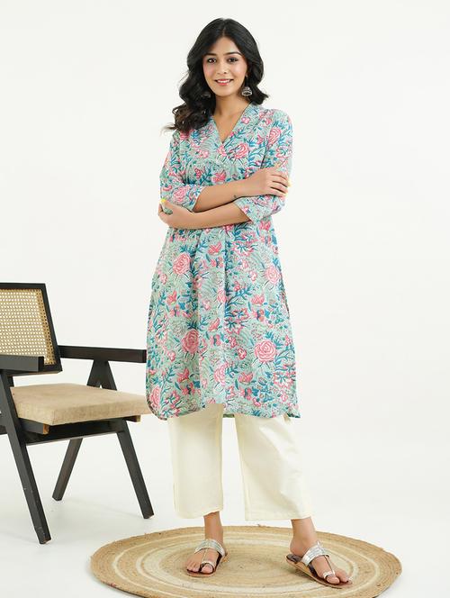 women three quarter sleeve a-line kurta - 21947557 -  Standard Image - 0