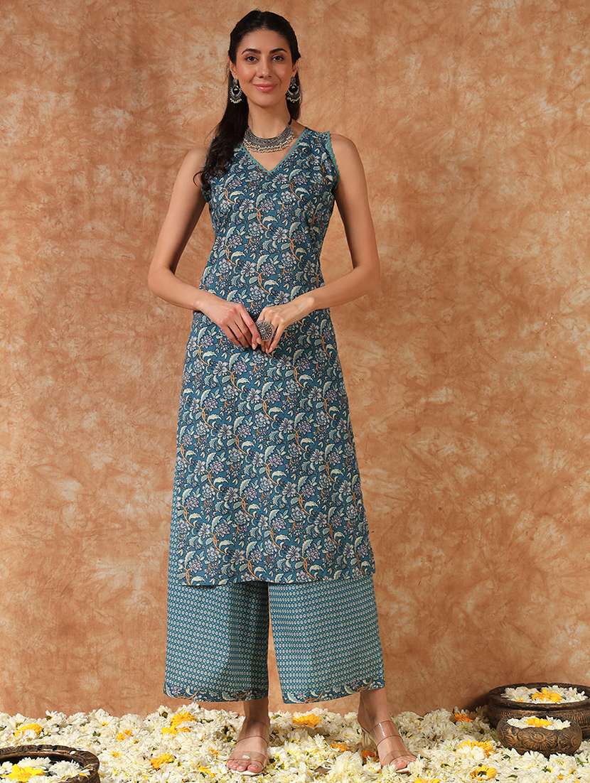 women floral printed sleeveless kurta palazzo set