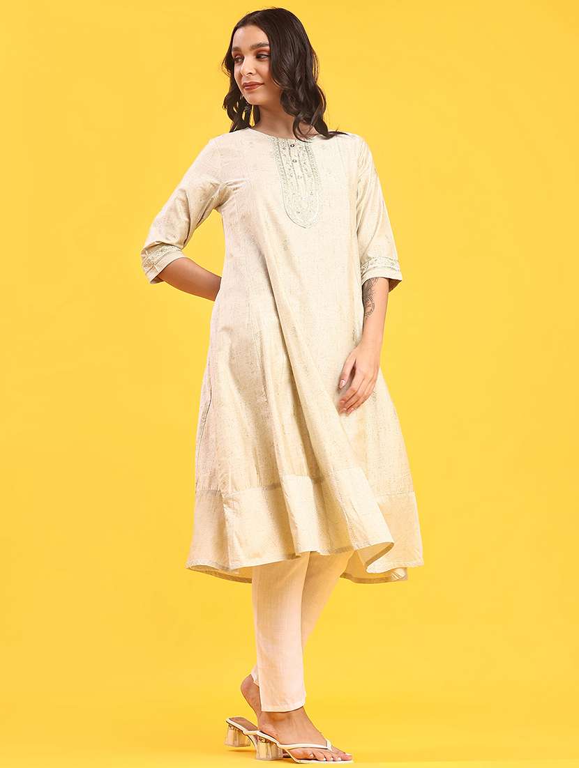 women three quarter sleeve a-line kurta - 21947810 -  Standard Image - 2