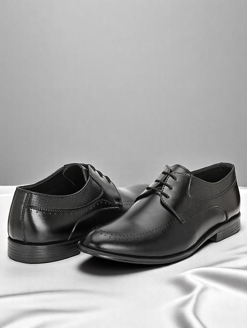 men black lace-up derby - 21947843 -  Standard Image - 0