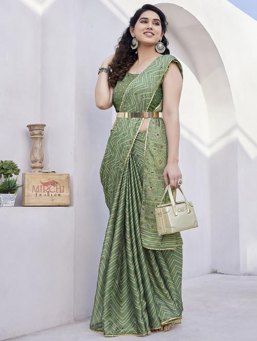 women green chevron printed saree with blouse - 21947870 - Standard Image - 0