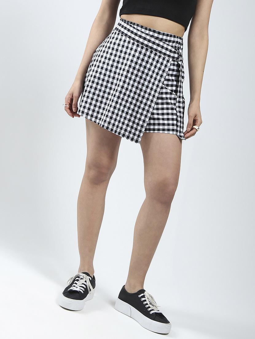 women checkered mid rise mini skorts - 21948283 -  Zoom Image - 0
