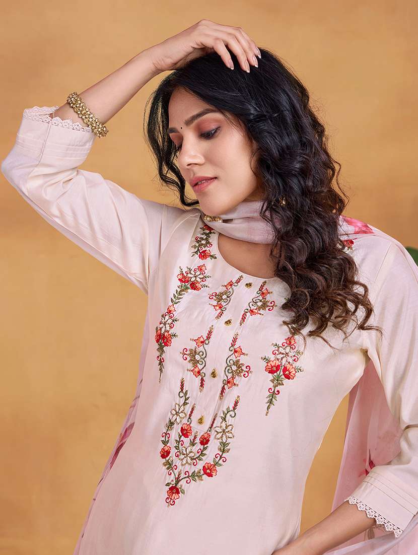 women three quarter sleeve kurta salwar with dupatta set - 21948537 -  Standard Image - 2