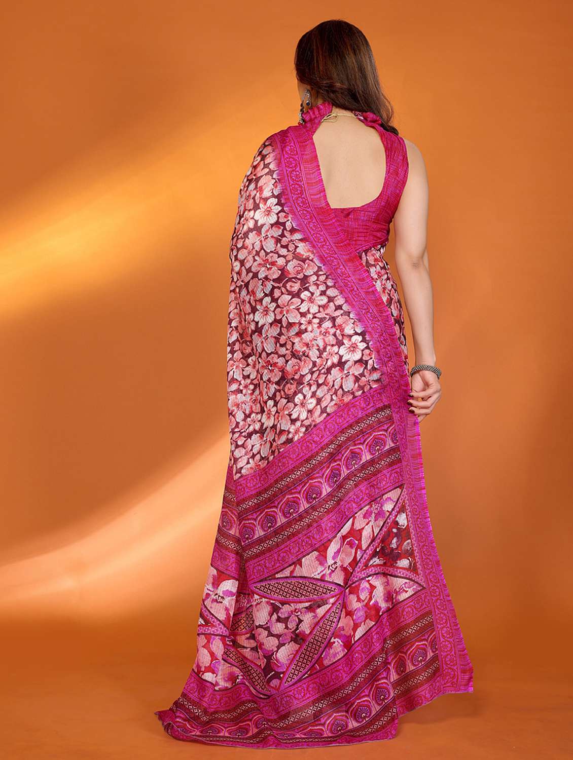 women printed casual wear saree with blouse - 21949170 -  Standard Image - 2