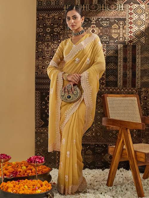 women solid with work embroidered saree with blouse - 21949626 - Standard Image - 0
