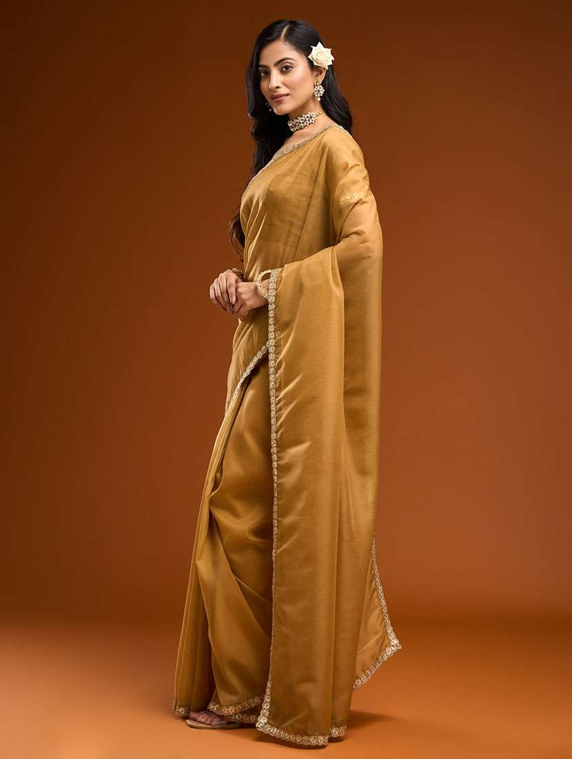women solid with bordered saree with blouse - 21949697 - Standard Image - 2