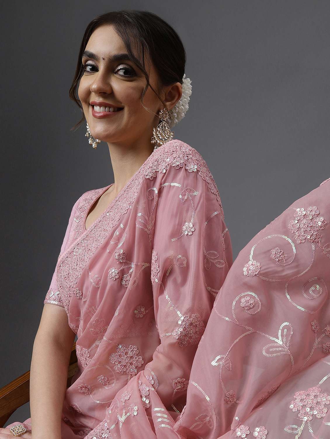 women solid with work embellished saree with blouse - 21949799 - Standard Image - 2