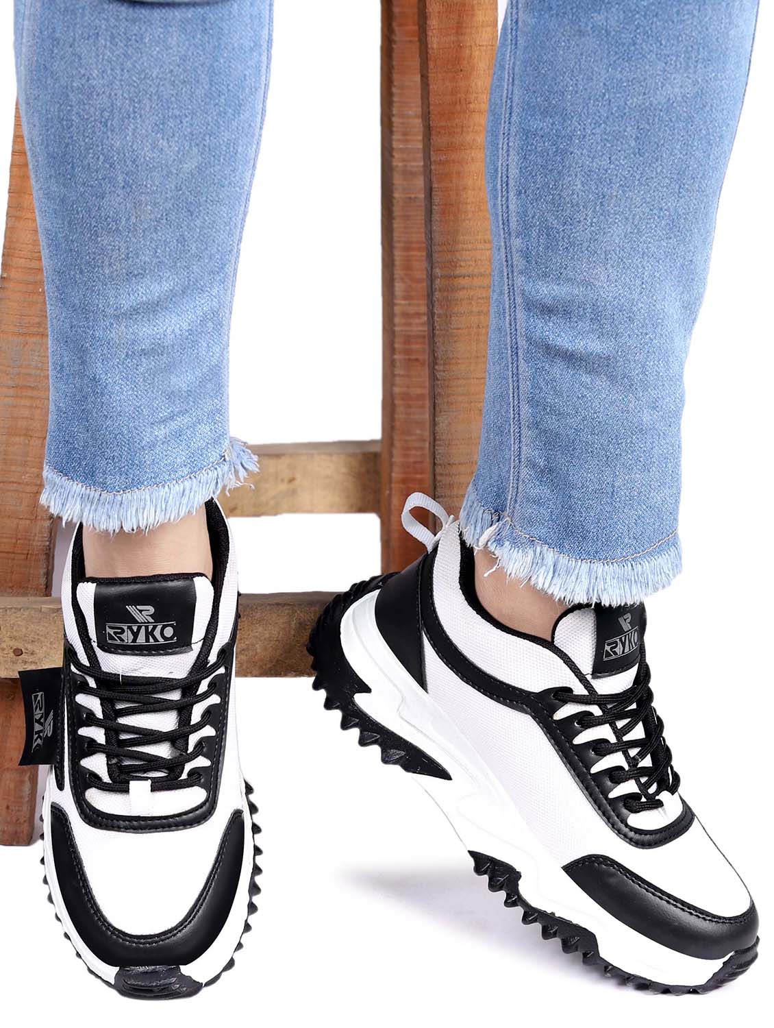 women color block lace-up sneaker - 21950074 - Standard Image - 2