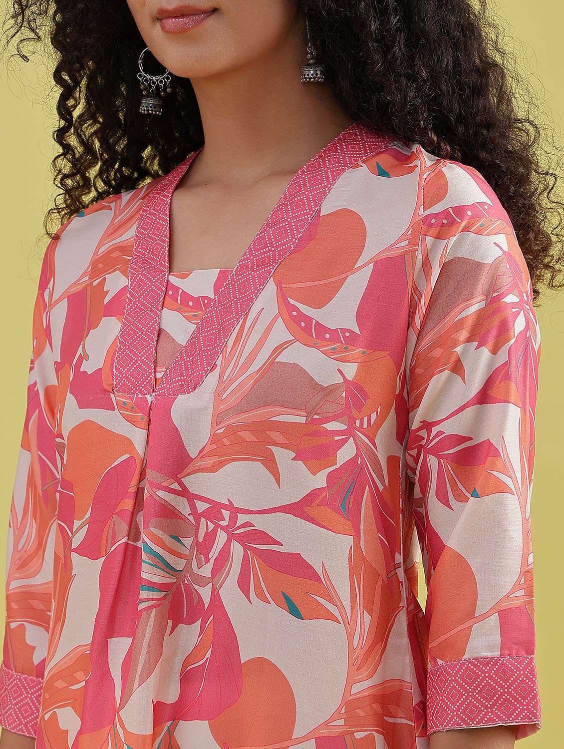 women printed three quarter sleeve a-line kurta - 21951484 - Standard Image - 2