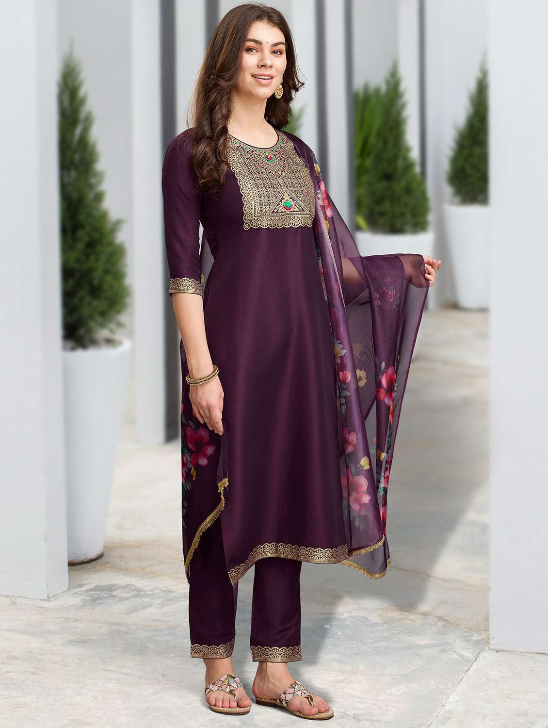 women three quarter sleeve kurta pant with dupatta set - 21951796 - Standard Image - 2