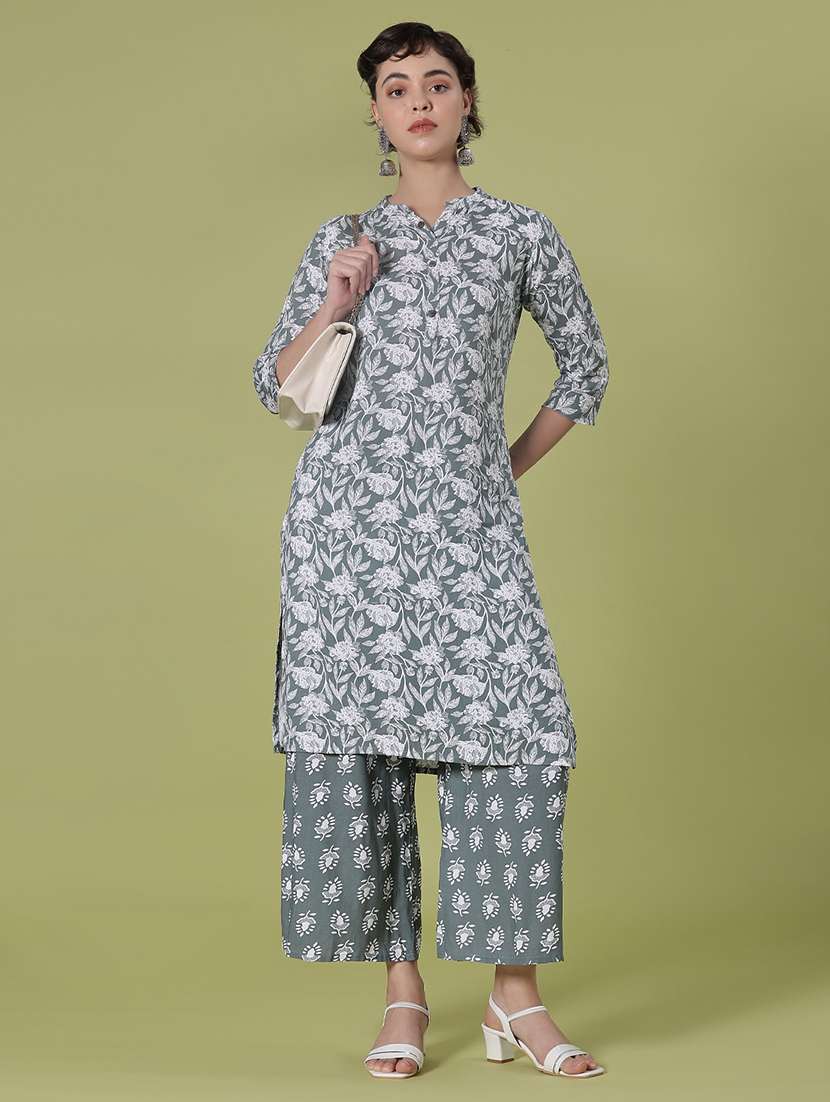 women printed kurta and palazzo set 