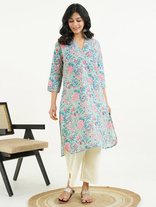 women floral printed v neck a-line kurta - 21954041 -  Standard Image - 0