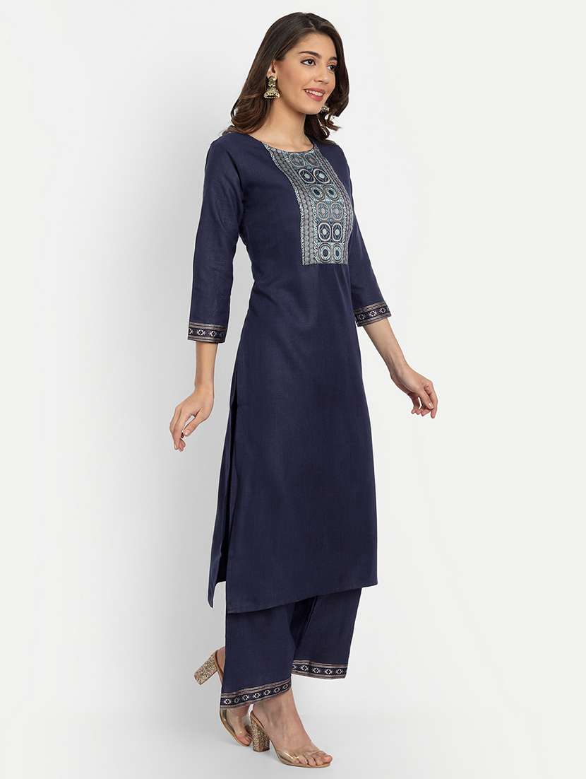women three quarter sleeve kurta palazzo with dupatta set - 21954065 -  Standard Image - 2