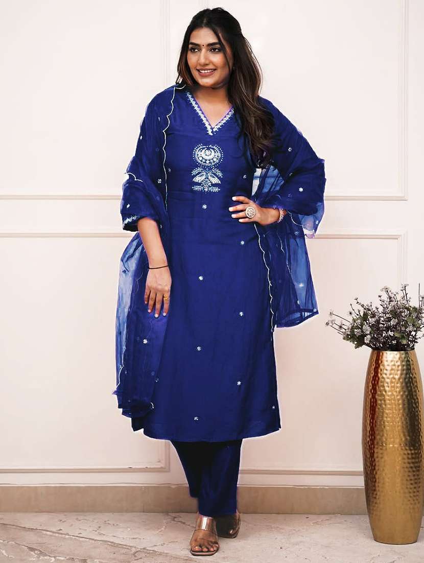 women three quarter sleeve kurta pant with dupatta set