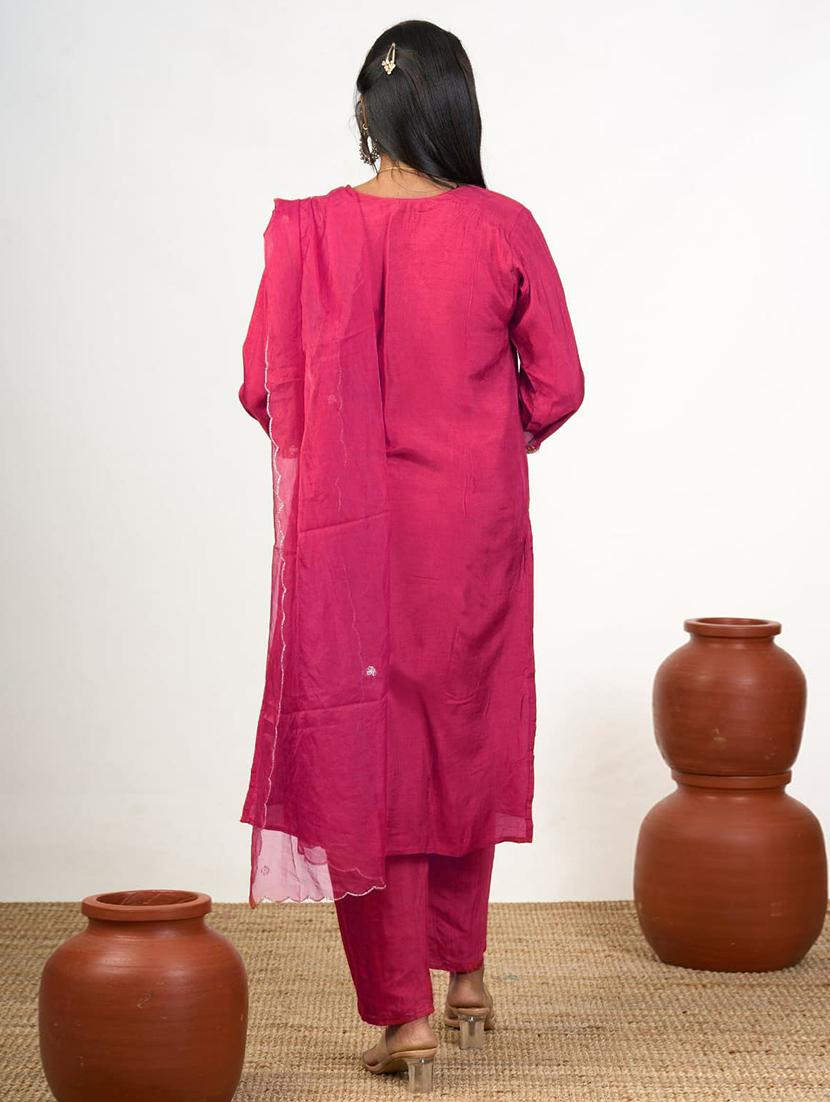 women three quarter sleeve kurta pant with dupatta set - 21954152 - Standard Image - 2