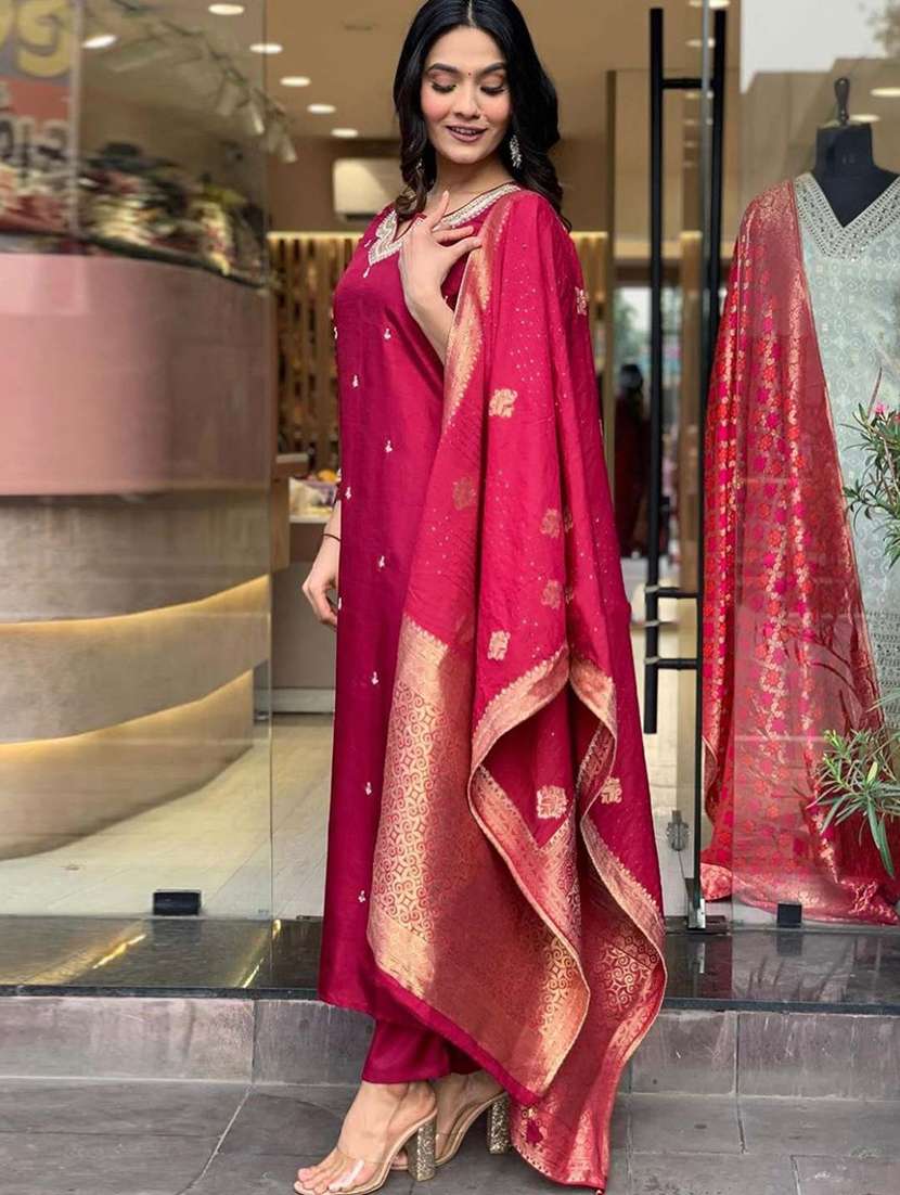 women three quarter sleeve kurta pant with dupatta set - 21954164 - Standard Image - 2