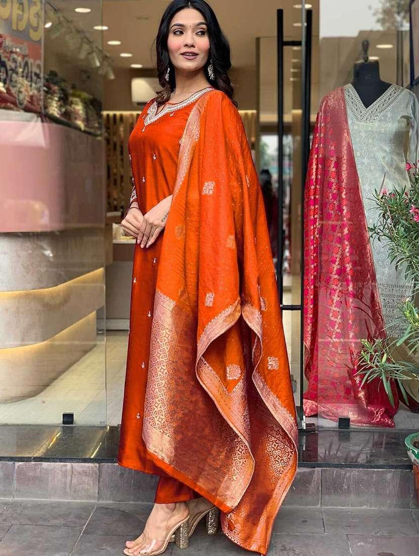 women three quarter sleeve kurta pant with dupatta set - 21954170 - Standard Image - 2
