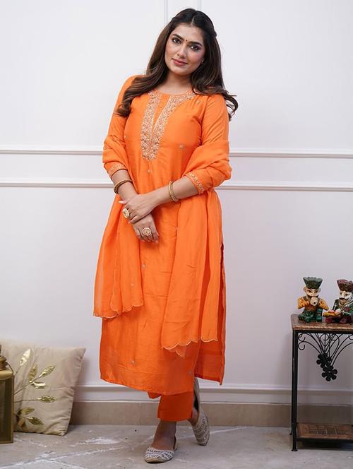 women three quarter sleeve kurta pant with dupatta set - 21954180 -  Standard Image - 0