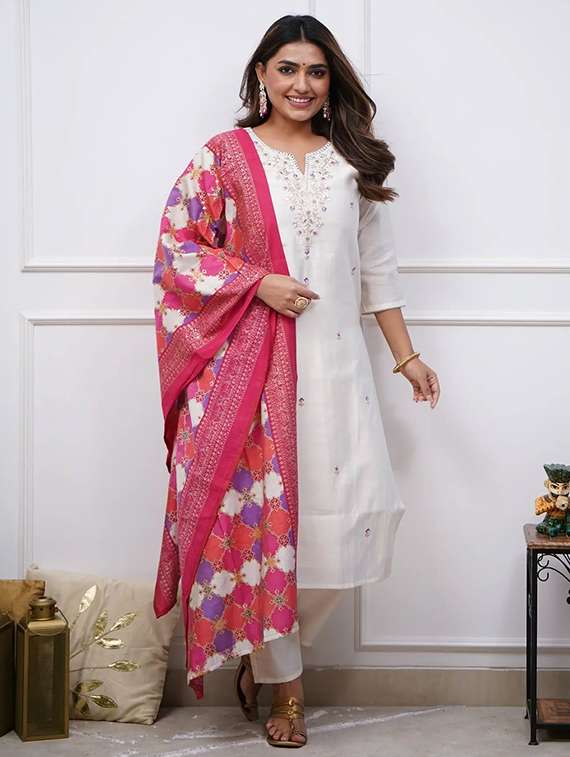 women three quarter sleeve kurta pant with dupatta set - 21954181 - Standard Image - 2