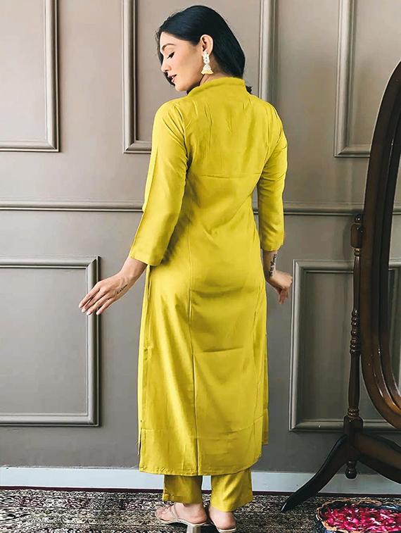 women three quarter sleeve kurta pant with dupatta set - 21954182 - Standard Image - 2
