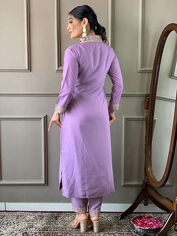 women three quarter sleeve kurta pant with dupatta set - 21954187 - Standard Image - 2