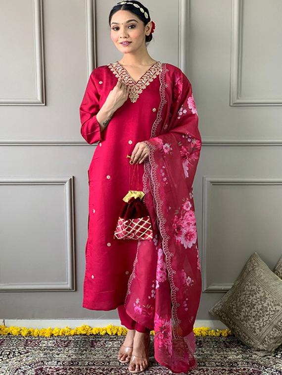 women three quarter sleeve kurta pant with dupatta set - 21954188 - Standard Image - 2