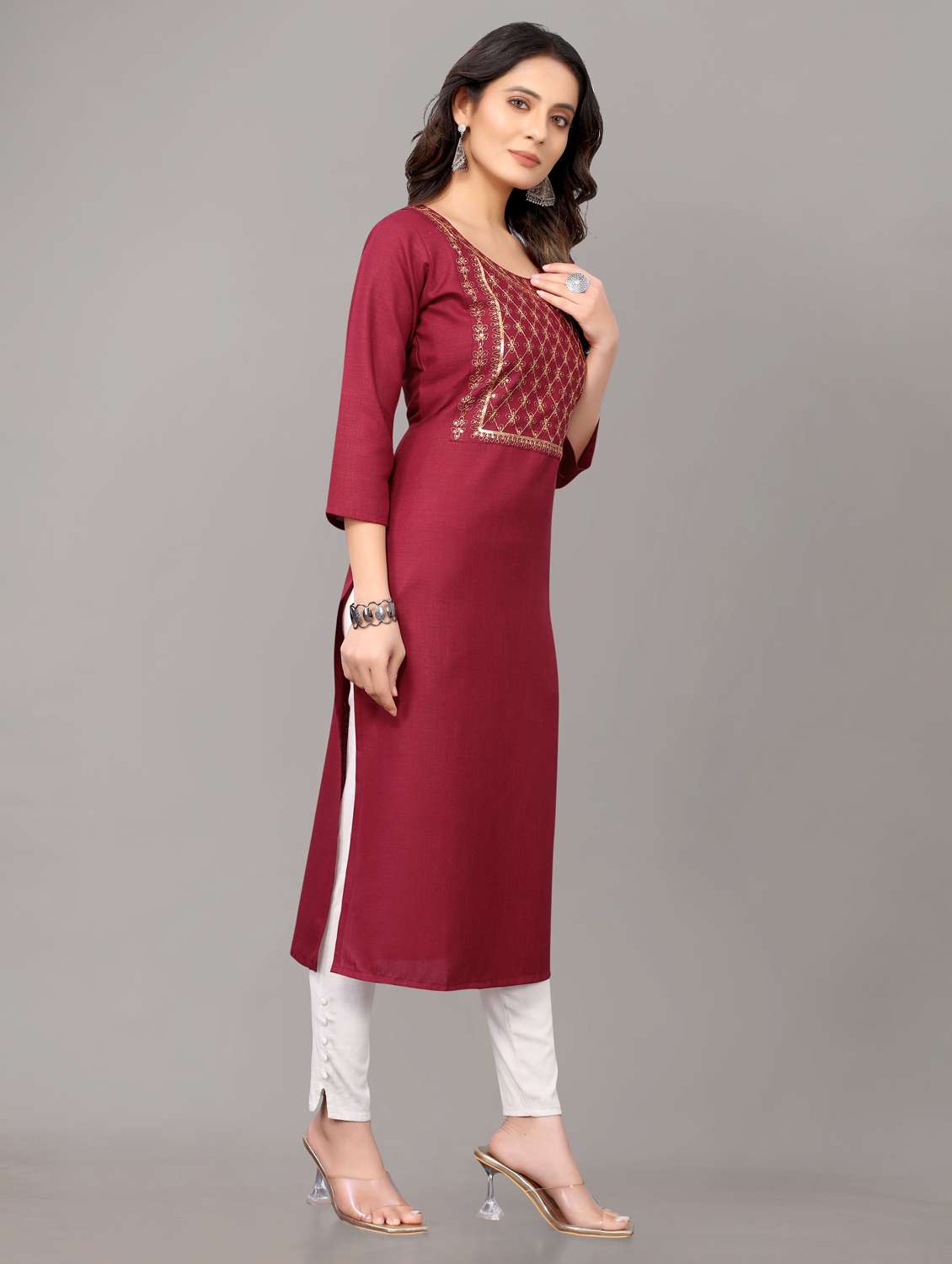 women solid with work three quarter sleeve straight kurta - 21954336 - Standard Image - 2