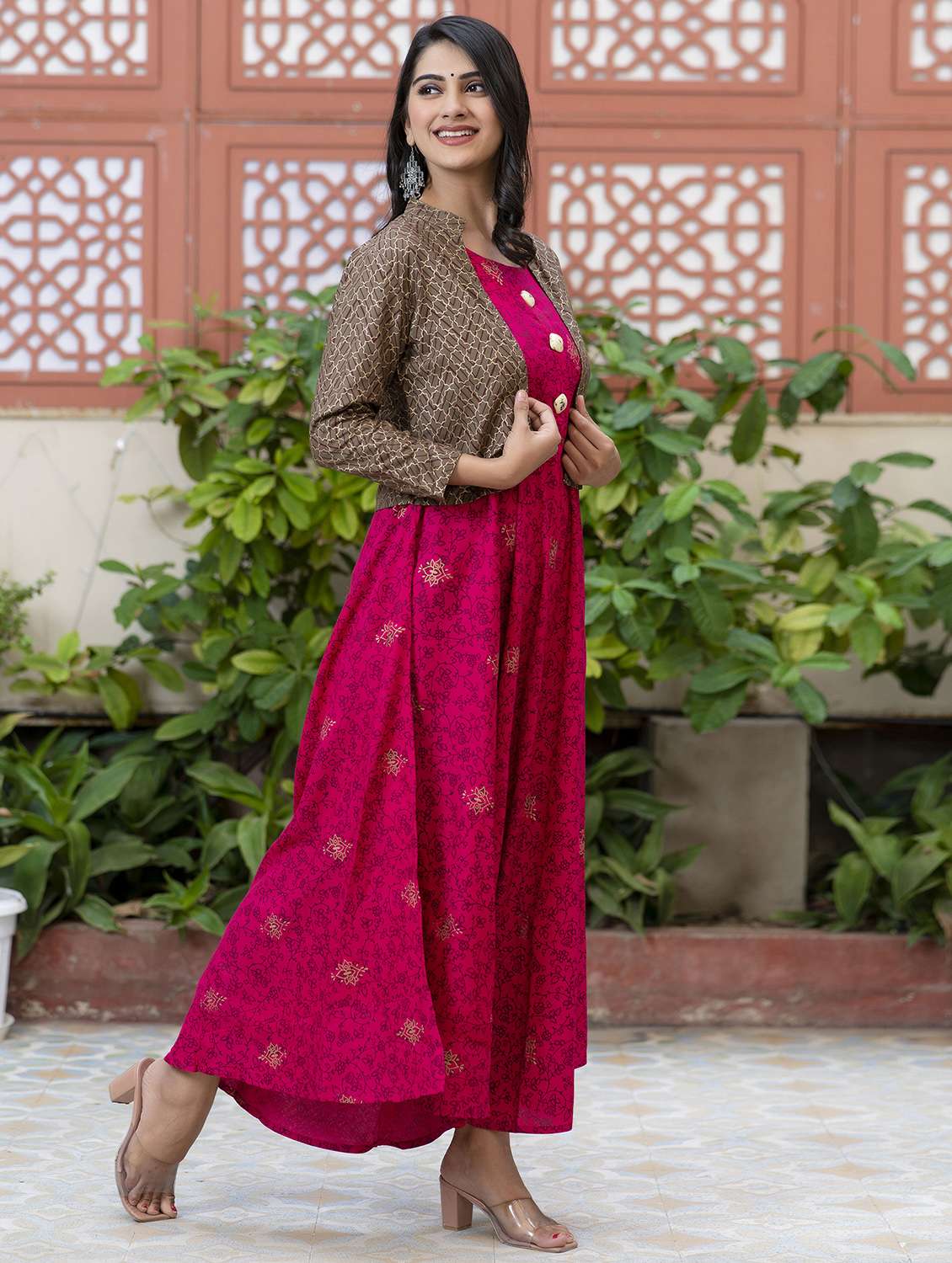 women three quarter sleeve kurta with jacket ethnic dress - 21954461 -  Standard Image - 2