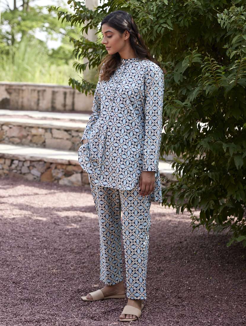 women printed long sleeve ethnic co ord set - 21954614 - Standard Image - 2