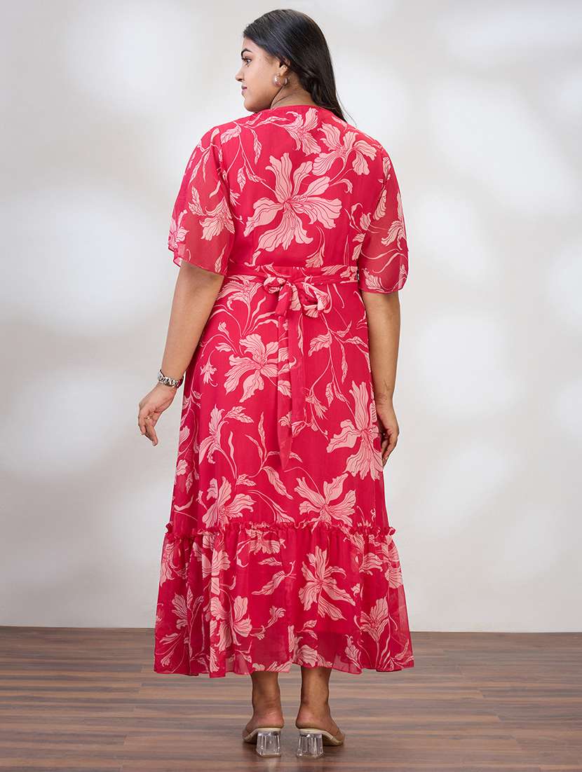 globus gloplus women pink v-neck flared sleeves floral print waist tie-up tiered flared hem plus size a-line maxi dress - 21954886 - Standard Image - 2