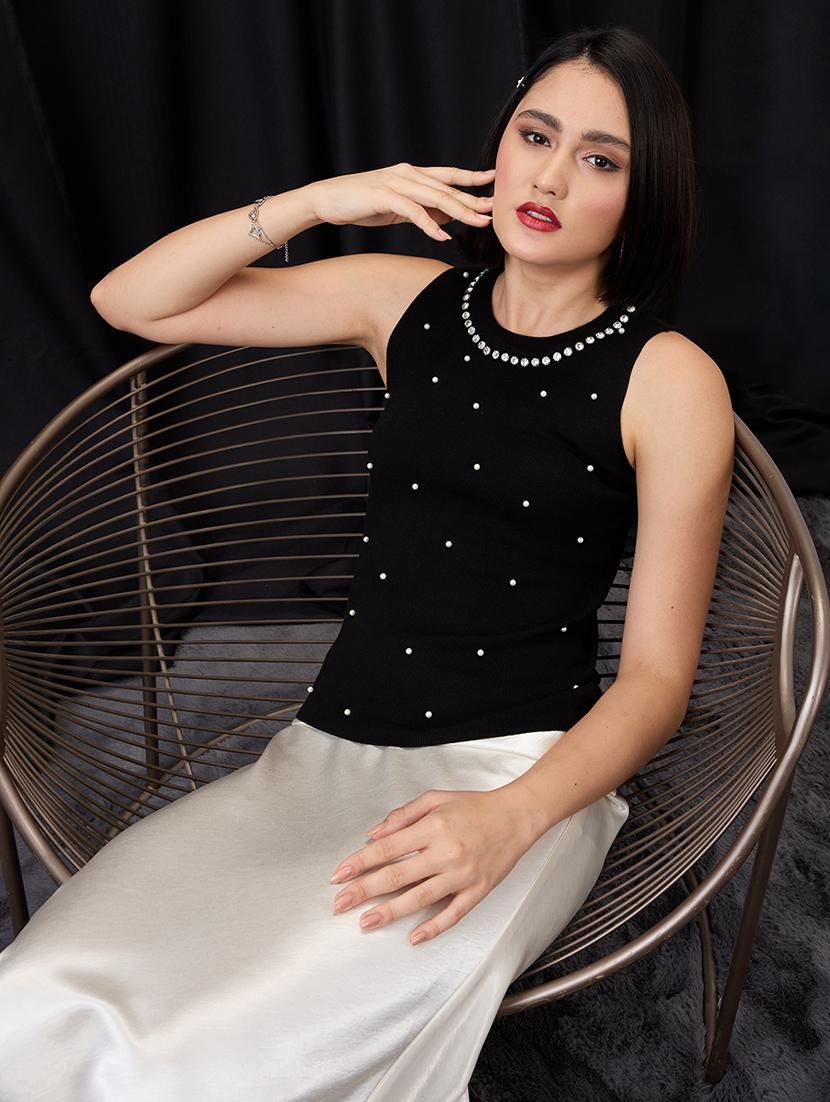 globus women black round neck pearl embellished detail ribbed party tank top - 21955892 - Zoom Image - 0