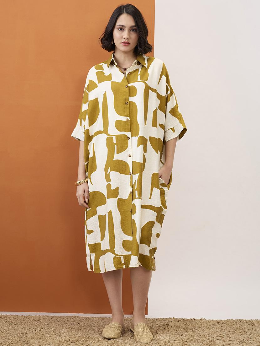 globus women green abstract print collared neck batwing sleeves straight hem oversized fusion midi shirt dress - 21955911 - Zoom Image - 0