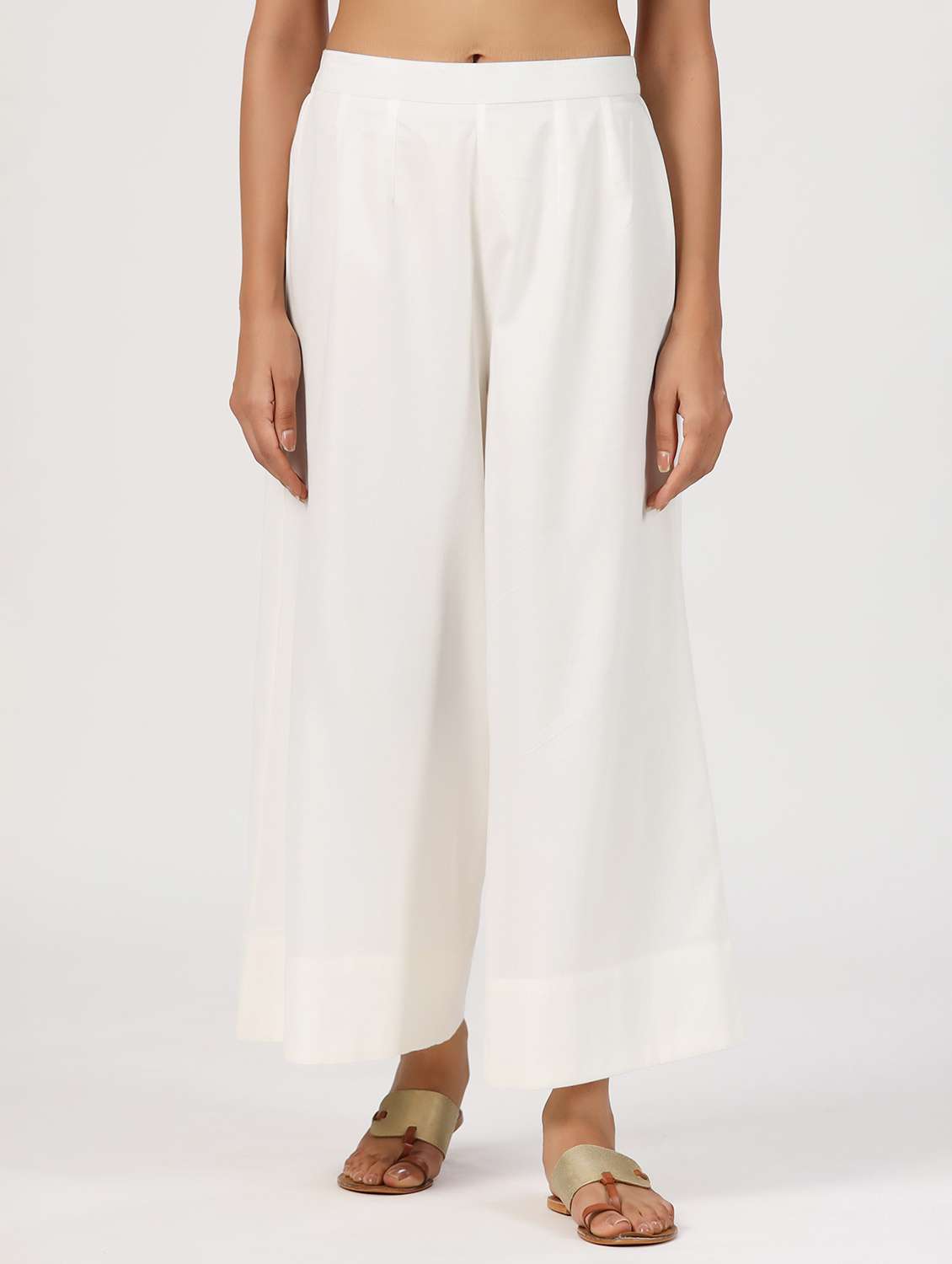 women white solid mid rise flared palazzo - 21956038 -  Zoom Image - 0