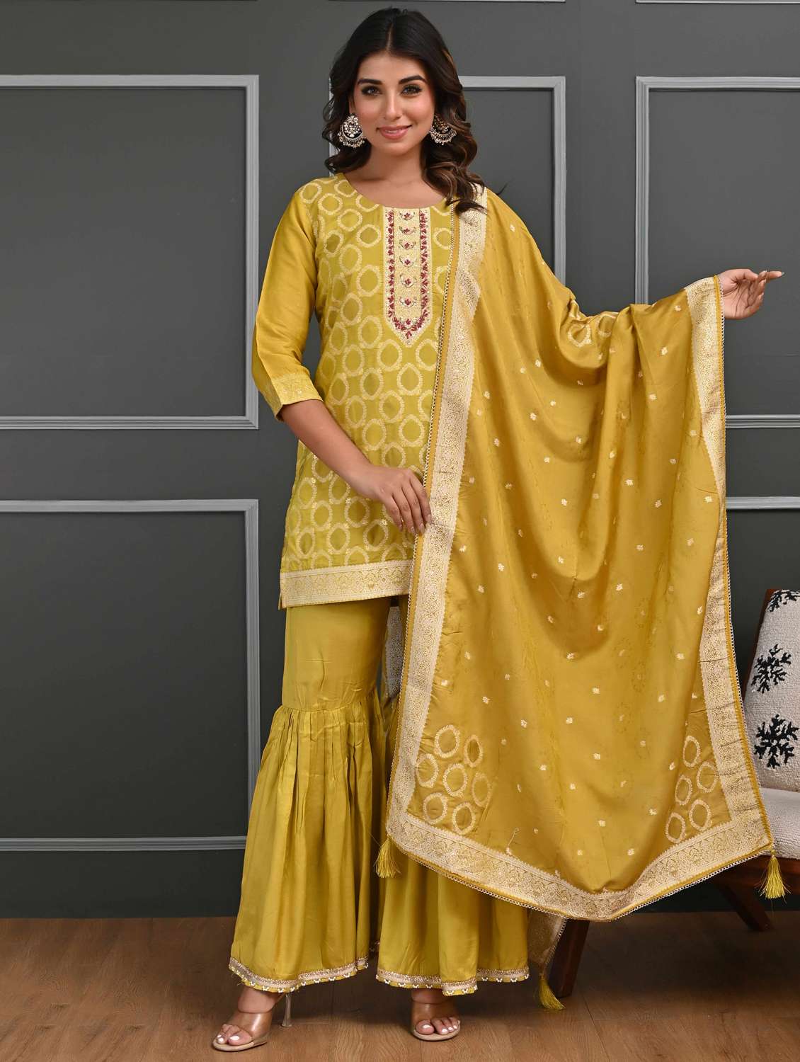women three quarter sleeve kurta sharara with dupatta set