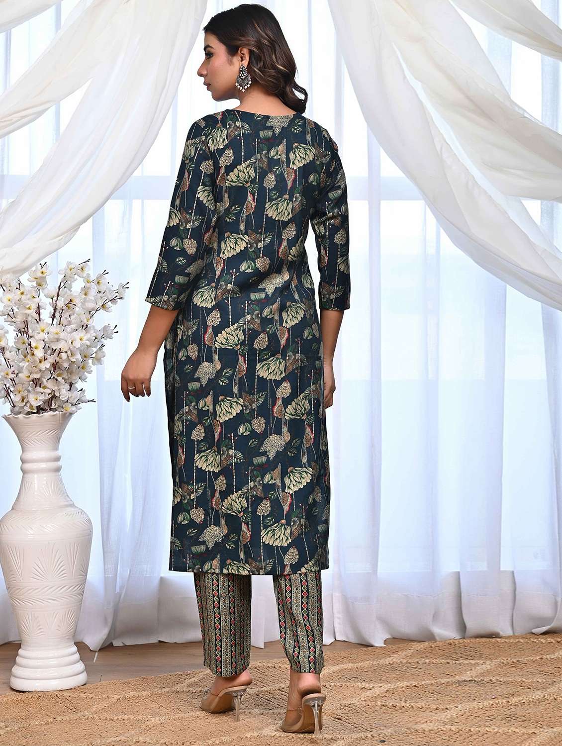 women three quarter sleeve kurta pant with dupatta set - 21956096 -  Standard Image - 2