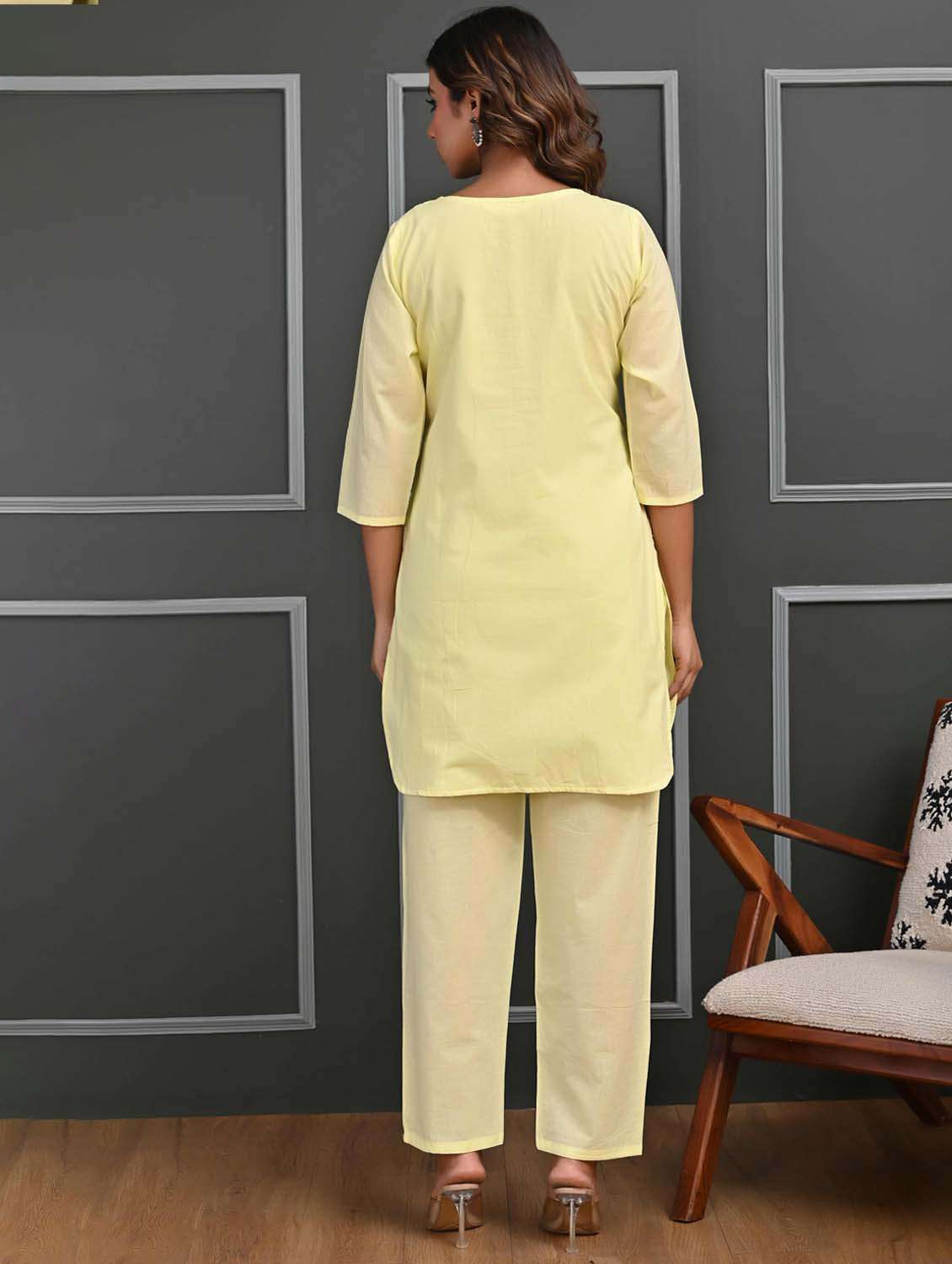 women three quarter sleeve ethnic co-ord set - 21956103 -  Standard Image - 2